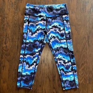 CVG Constantly Varied Gear STORM Capri Leggings Sz Medium